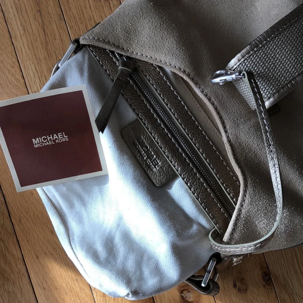 Vintage MICHAEL Michael Kors women’s Essex hobo bag TAN suede